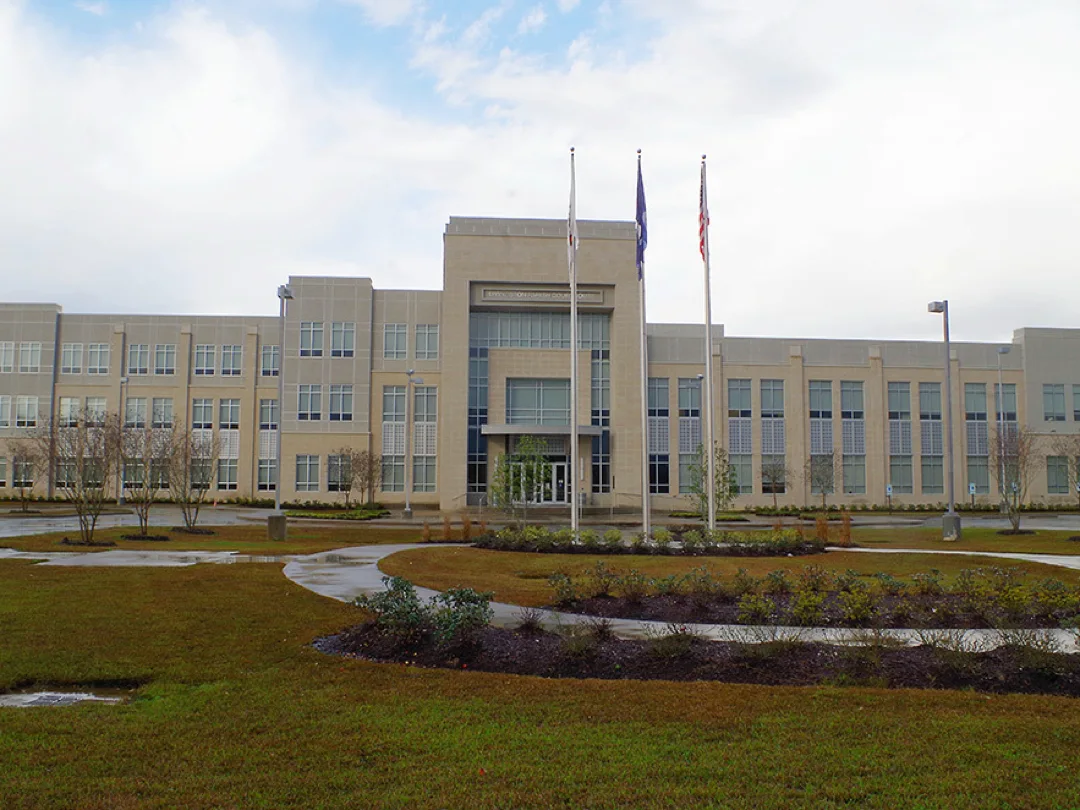 livingston parish courthouse